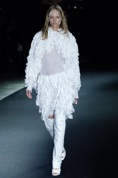 Look 48